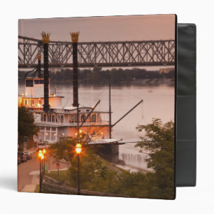 USA, Mississippi, Natchez. Natchez Under the Binder
