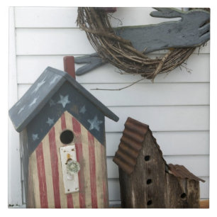 USA, Missouri, Herman: Patriotic Birdhouses, Tile
