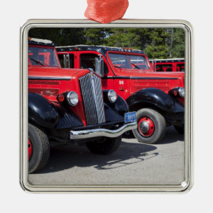 USA, Montana, East Glacier Park, gateway to Metal Ornament
