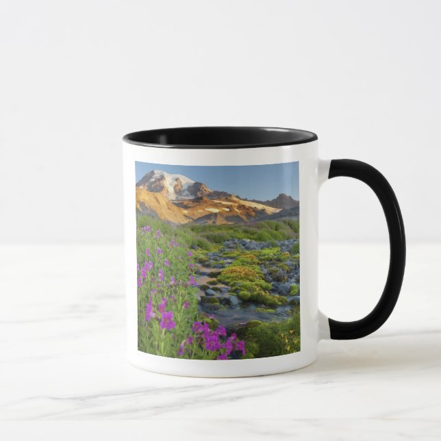 USA, Mt. Rainier National Park, Washington. Mug (Right)