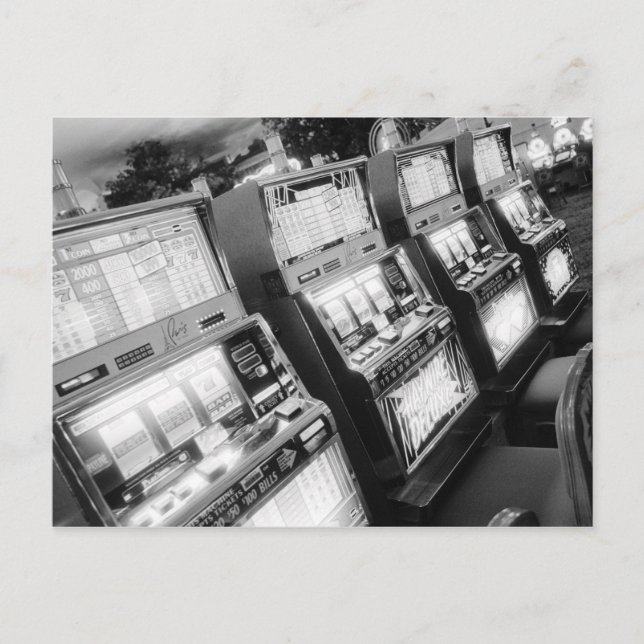 USA, Nevada, Las Vegas: Casino Slot Machines / Postcard (Front)