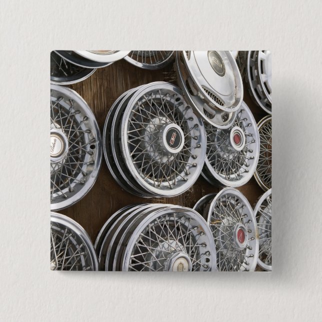 USA, New Mexico, Prewitt: Auto Hubcaps / Rt. 66 Button (Front)