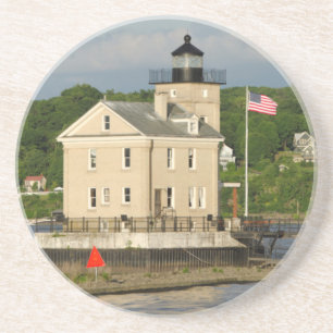 USA, New York, Kingston, Hudson River. Rondout Coaster