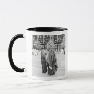 USA, NEW YORK: New York City Nuns Watching NYC Mug