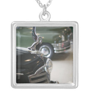 USA, Ohio, Dayton: America’s Packard Museum Silver Plated Necklace