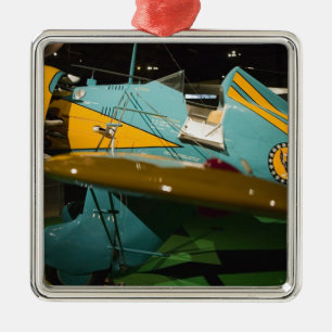 USA, Ohio, Dayton: US Air Force Museum and 2 Metal Ornament