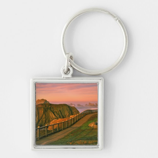USA, Oregon, Bandon. Rocks Viewed From Trail Keychain (Front)