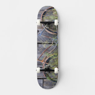 USA, Oregon, Bend. A dilapidated old bike Skateboard Deck