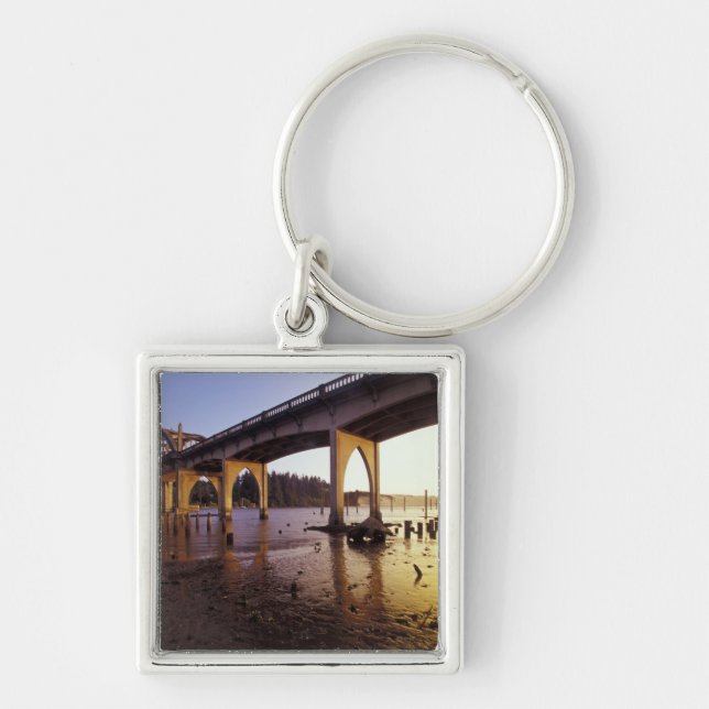 USA, Oregon, Florence. Siuslaw Bridge and Keychain (Front)
