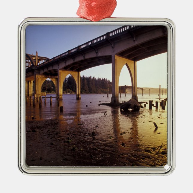 USA, Oregon, Florence. Siuslaw Bridge and Metal Ornament (Front)