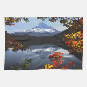 USA, Oregon, Mt. Hood National Forest. Towel