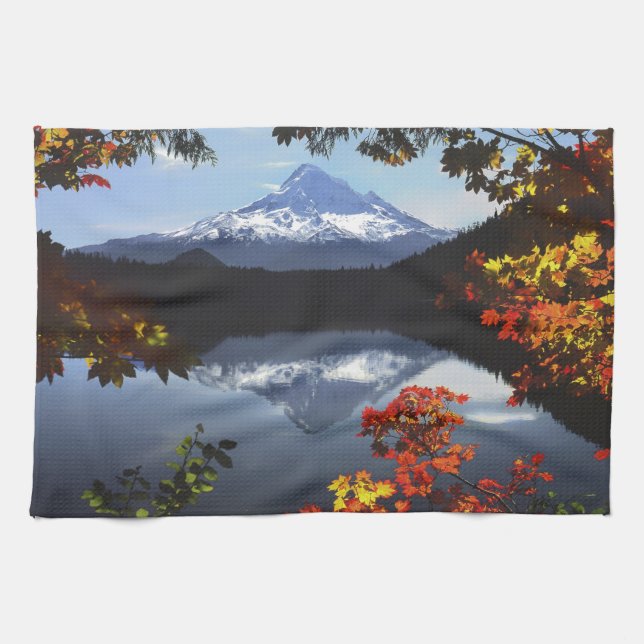 USA, Oregon, Mt. Hood National Forest. Towel (Horizontal)