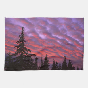 USA, Oregon, Three Sisters Wilderness, Vivid Towel