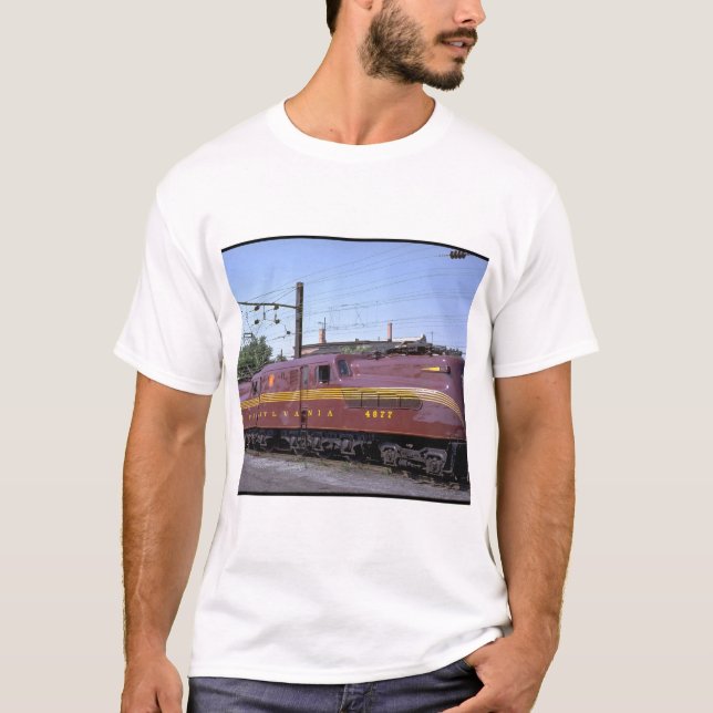 USA, Pennsylvania RR GG-1_Trains of the World T-Shirt (Front)