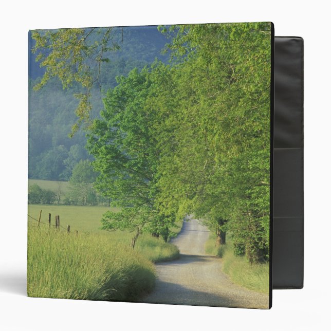 USA, Tennessee, Great Smoky Mountains NP, Binder (Front/Inside)