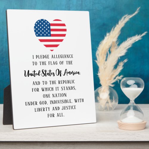 USA The Pledge Of Allegiance American Flag Heart Plaque