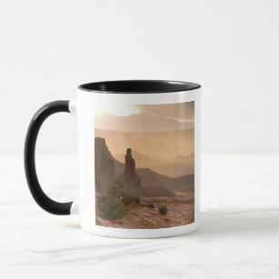 USA; Utah; Canyonlands National Park. View of Mug