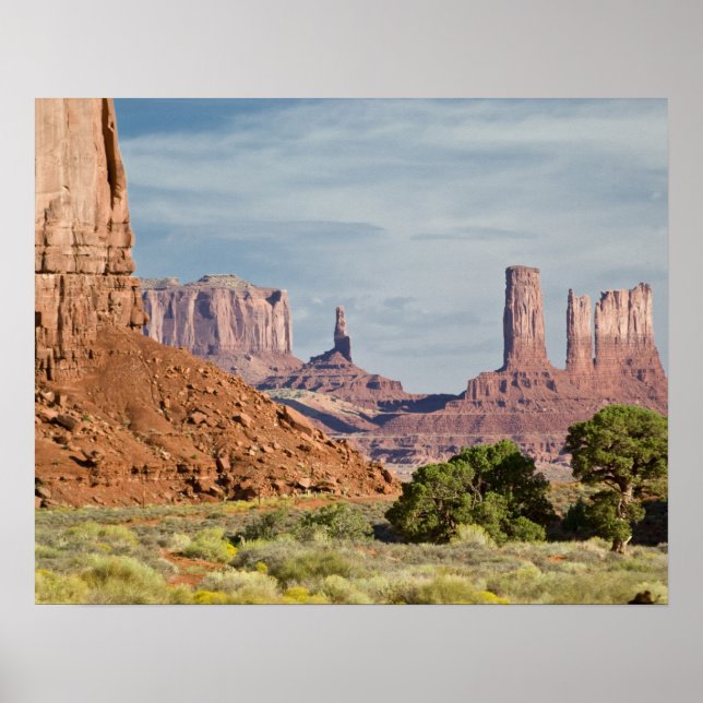 USA, Utah, Monument Valley Navajo Tribal Park. Poster (Front)