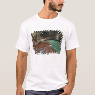 USA, Utah, Zion National Park. Scenic from 3 T-Shirt