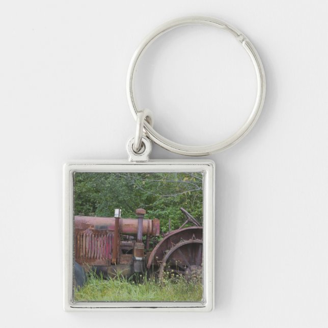 USA, Vermont, MANCHESTER: Antique Farm Tractor Keychain (Front)