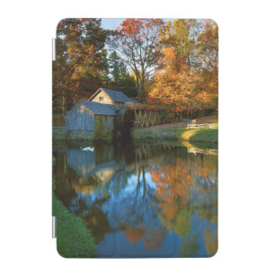 USA, Virginia, Blue Ridge Parkway, Mabry Mill iPad Mini Cover