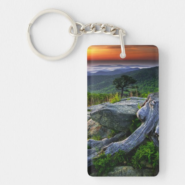 USA, Virginia, Shenandoah National Park. Keychain (Front)