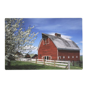 USA, Washington, Ellensburg, Barn Placemat
