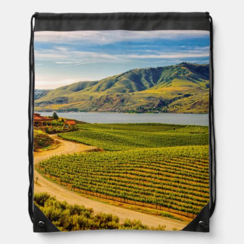 USA Washington Lake Chelan Benson Vineyards Drawstring Bag