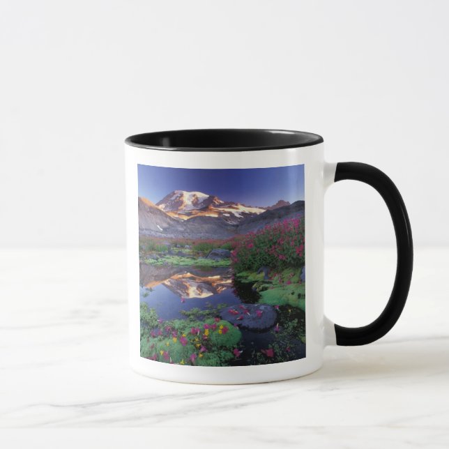 USA, Washington, Mt. Rainier NP, sunrise, Mug (Right)