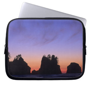 USA, Washington, Olympic National Park, Shi-shi Laptop Sleeve