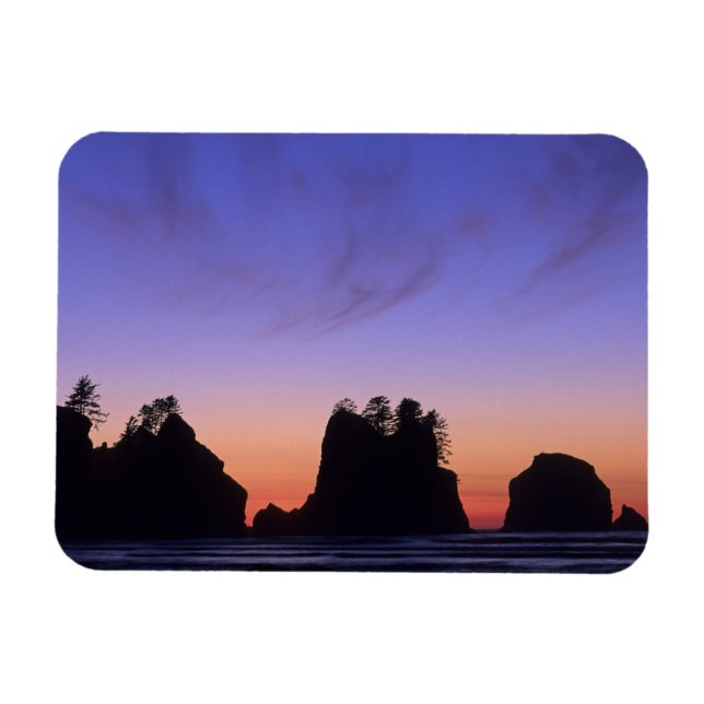 USA, Washington, Olympic National Park, Shi-shi Magnet (Horizontal)