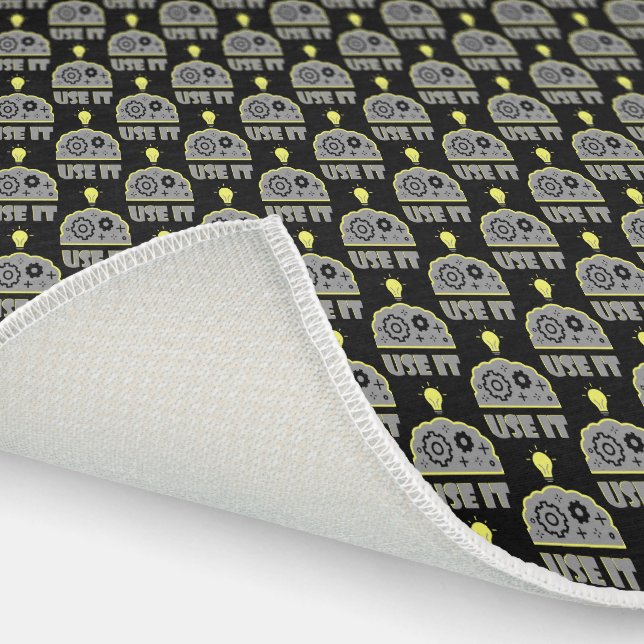 Use your brain outdoor rug (Outdoor)