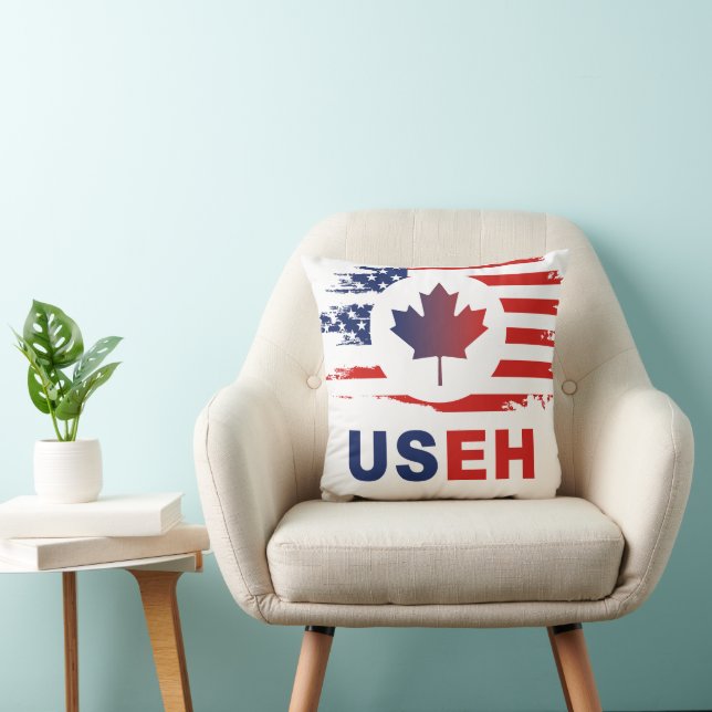 USEH Half Canadian American Canada USA Flag United Throw Pillow (Chair)