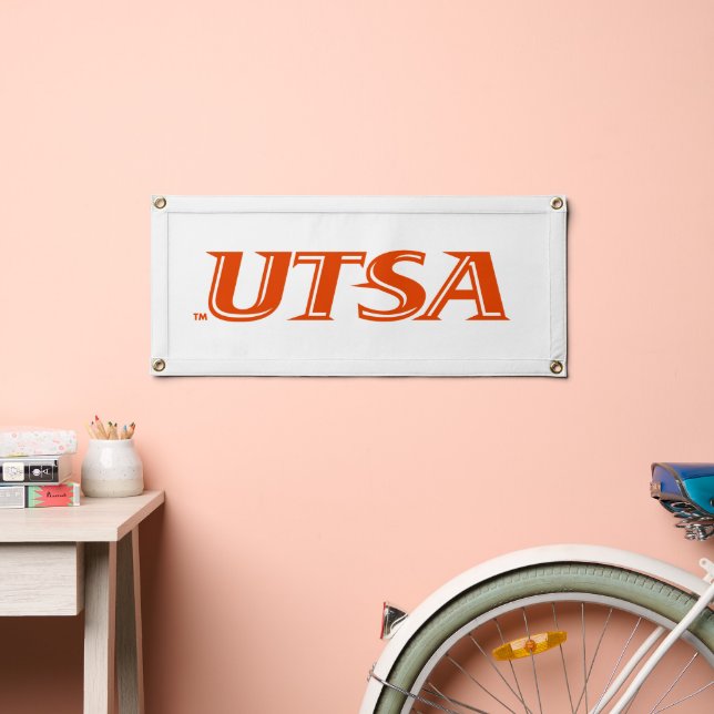 UTSA Wordmark Logo Pennant (Insitu 2)