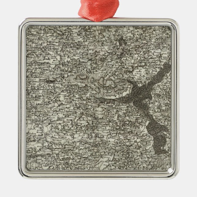 Uzel Metal Ornament (Front)