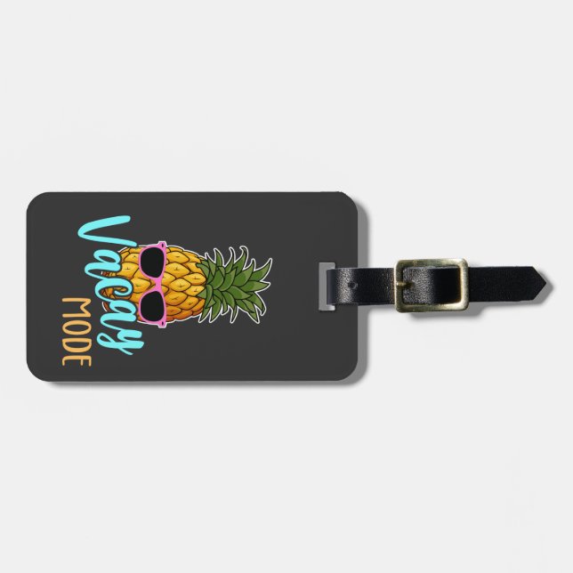 Vacay Mode Pineapple with Sunglasses Summer Luggage Tag (Front Horizontal)