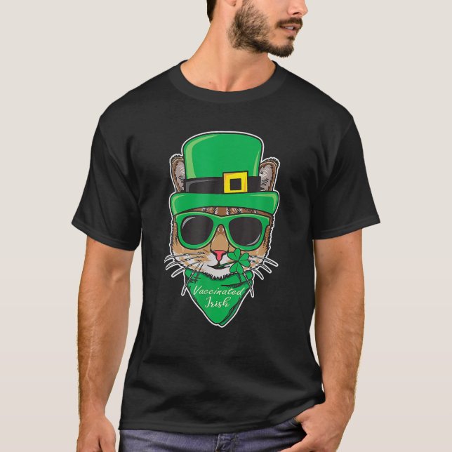 Vaccinated Irish Funny St. Patricks Day Cat Quaran T-Shirt (Front)