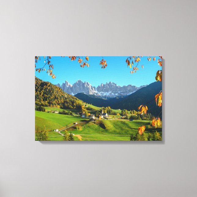 Val di Funes valley with autumn leaves canvas (Front)