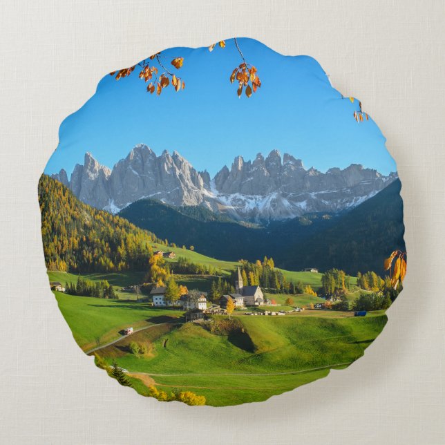 Val di Funes valley with fall leaves round pillow (Back)