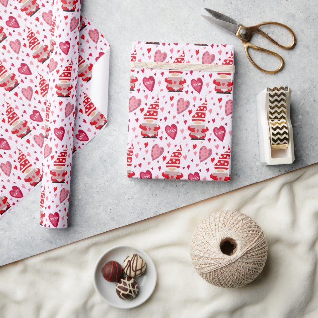 Valentine Gnomes Wrapping Paper (Crafts)