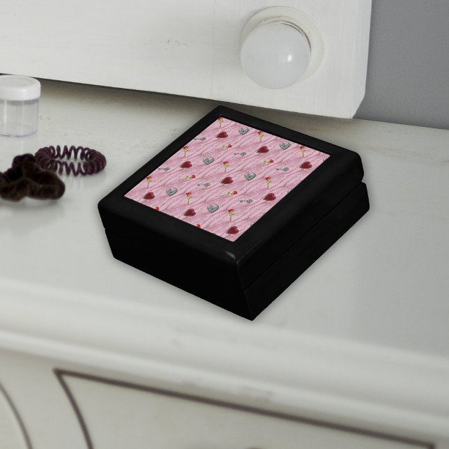 Valentine Key to My Heart Jewelry Box (Creator Uploaded)