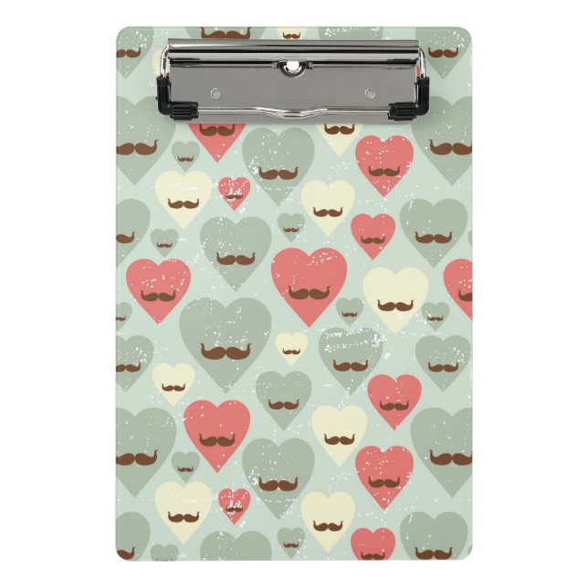Valentine pattern with heart and mustache mini clipboard (Front)