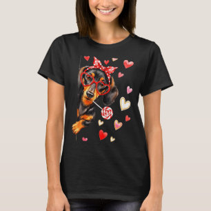 Valentine’s Day Dog Cute Dachshund Dogs For Dog Mo T-Shirt