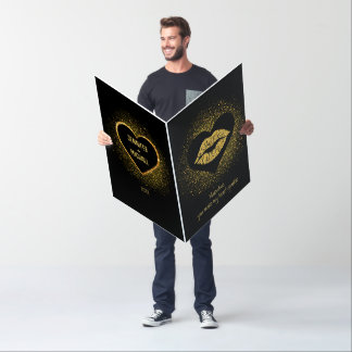 VALENTINE'S DAY BIG KISS GOLD SPARKLE HEART CARD