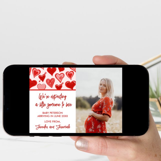 Valentines day pregnancy announcement hearts red (Front Digital)