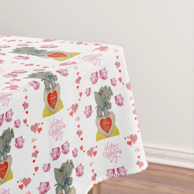 Valentine's Day Tablecloth Elephant (In Situ)