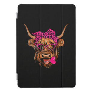 Valentines Highland Cow With Hearts iPad Pro Cover
