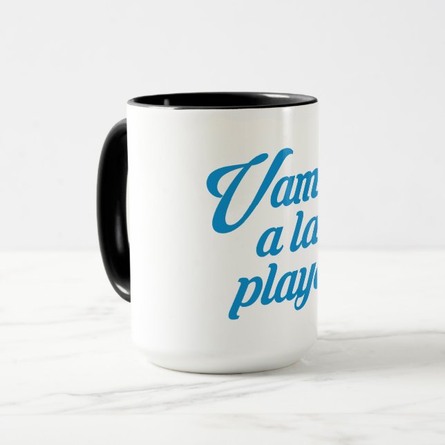 Vamos a la playa mug (Front Left)