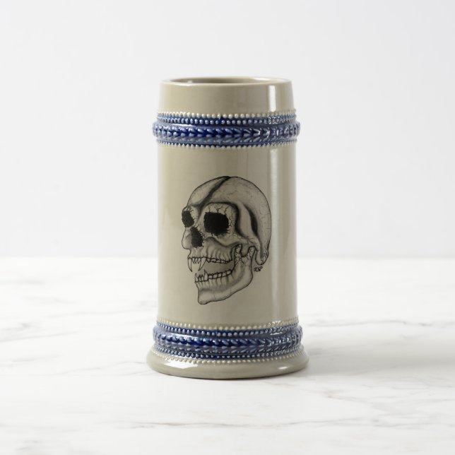 Vampir skull black and white design beer stein (Center)