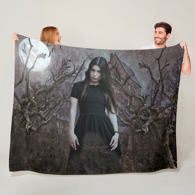 VAMPIRE FANTASY FLEECE BLANKET (In Situ)
